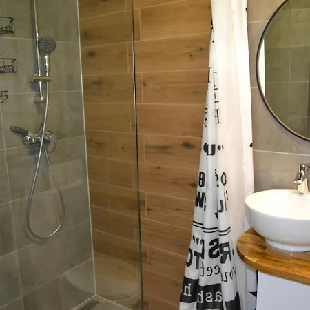 Dom Aurora - 2, 3, 4 Osobowe Nad Morzem *